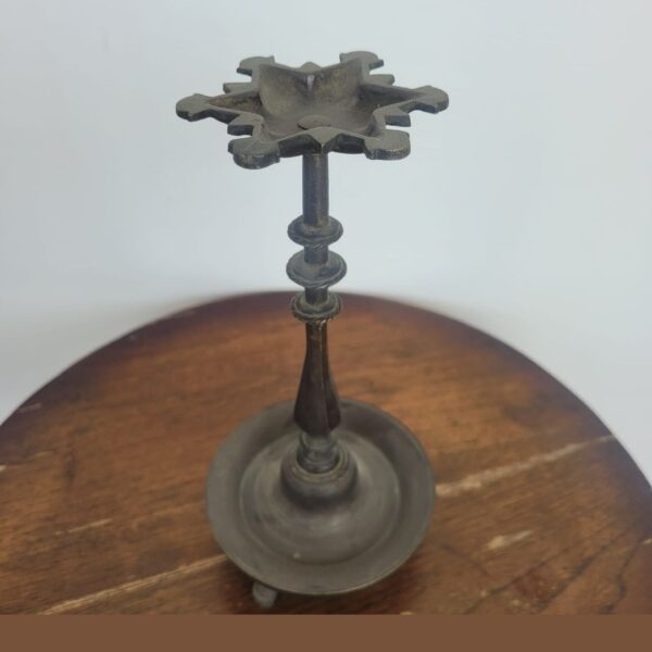 Antique Brass Oil Lamp – 9 Inches | Traditional Indian Deepam