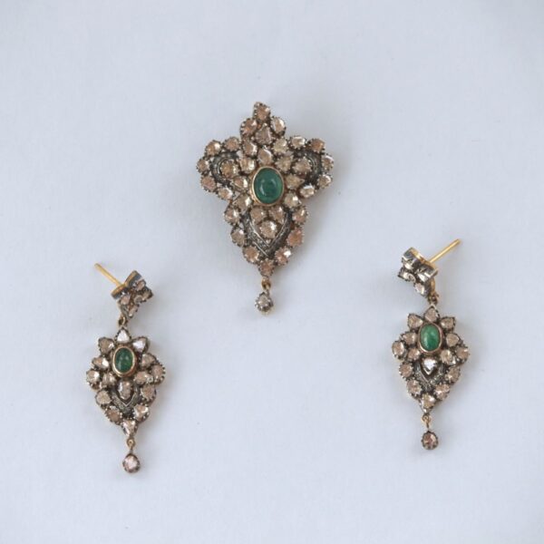 Victorian emerald and polki diamond pendant and drop earrings set