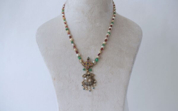Vintage Pendant with Basra Pearls, Spinel & Colombian Emerald Mala - Image 2