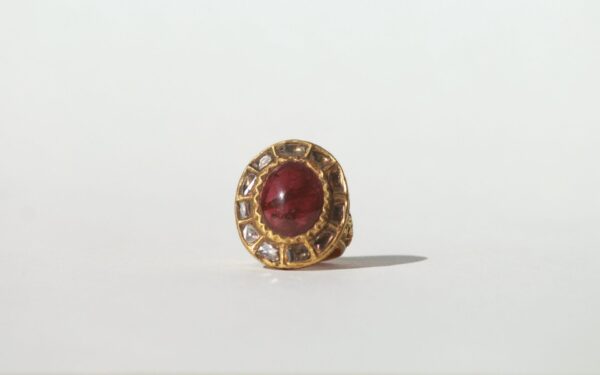 Antique Gold Ring with Cabochon Tourmaline and Uncut Diamonds - Image 2