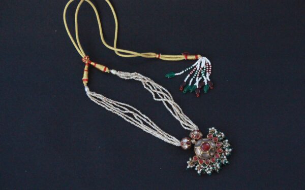 Elegant Multi-Strand Basra Pearl Necklace with Dodi Pendant, Rubies, Emeralds & Tourmaline Gemstones from Gujarat - Image 5