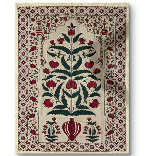 Antique Mughal Floral Textile Panel – Handcrafted Embroidery (4 x 3 ft) - Image 4