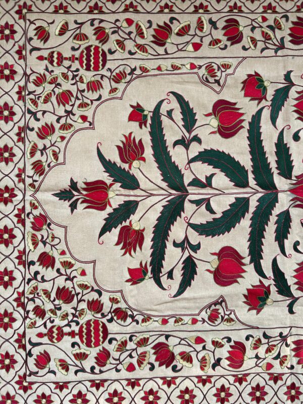 Antique Mughal Floral Textile Panel – Handcrafted Embroidery (4 x 3 ft) - Image 2